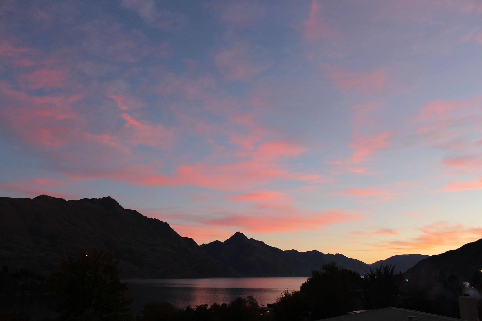 Chalet Queenstown Exterior photo